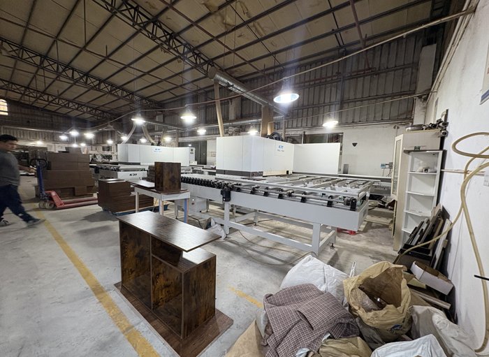 半成品/成品區(qū)